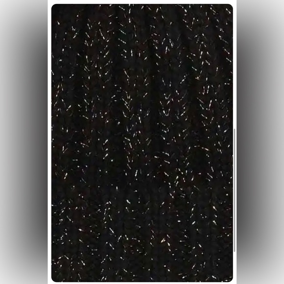 UGG shimmer cable knit arm warmer & pom beanie set/ black metallic NWT (box) - Picture 2 of 5